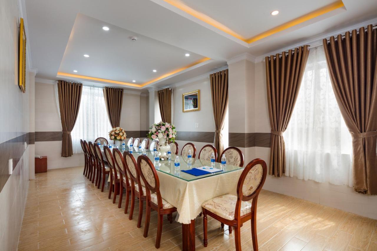 Phuc Ngoc Hotel Rạch Giá Exterior foto